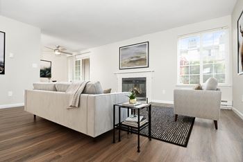University glen living room